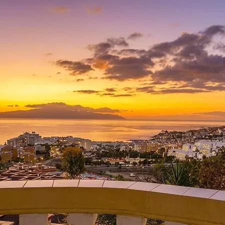 Americas 2 Bedroom Oceanview * Costa Adeje (Tenerife)