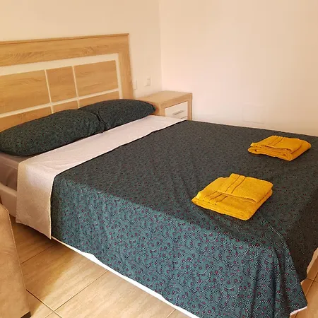 Americas 2 Bedroom Oceanview 公寓 阿德耶